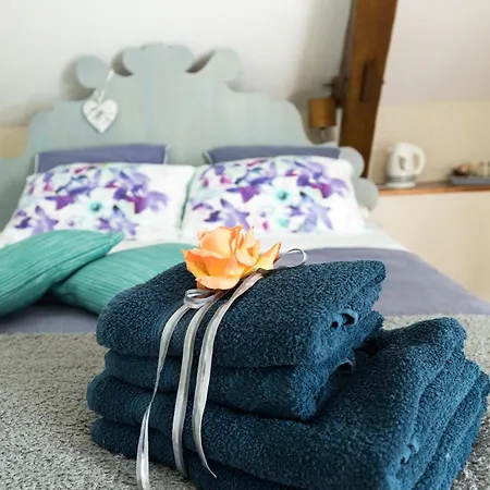 Rive Gauche - D'hotes En Bord D'authion *