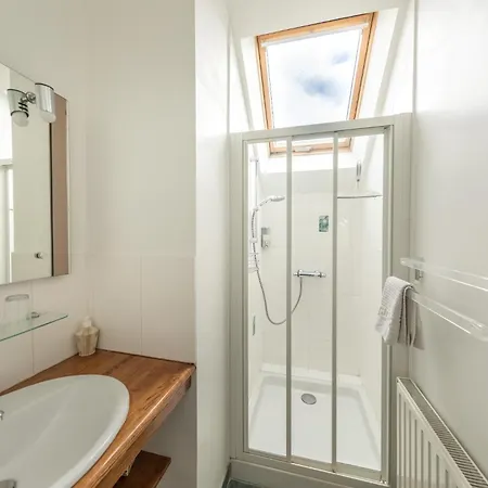 Holiday home Rive Gauche - D'hotes En Bord D'authion Maze