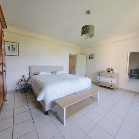 Rive Gauche - Chambres D'hotes En Bord D'authion Maze