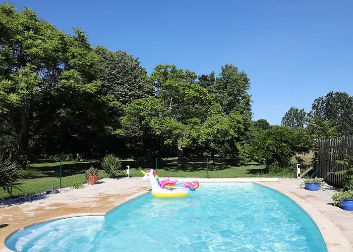 Rive Gauche - D'hotes En Bord D'authion *