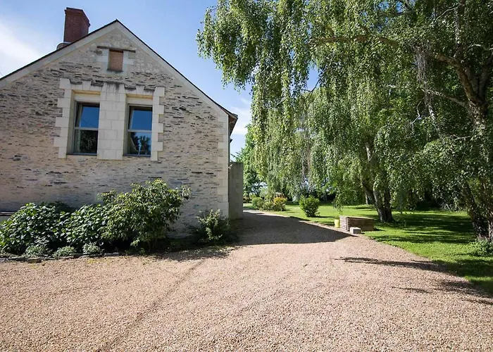 Rive Gauche - D'hotes En Bord D'authion * Maze