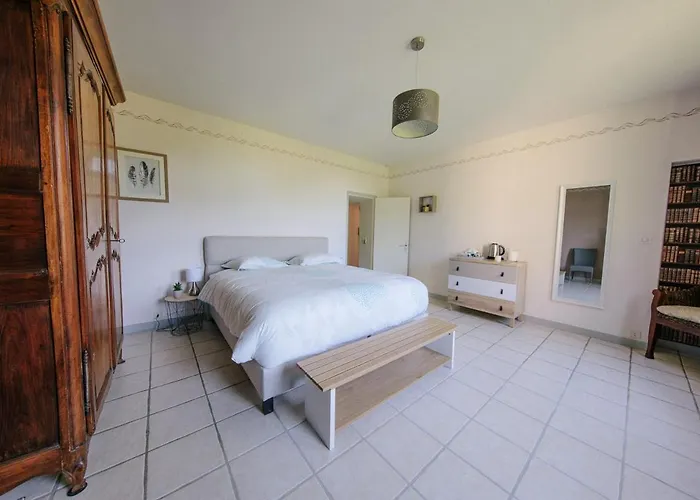 Rive Gauche - D'hotes En Bord D'authion Mazé