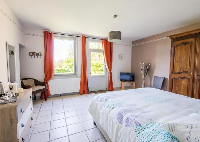 Rive Gauche - D'hotes En Bord D'authion